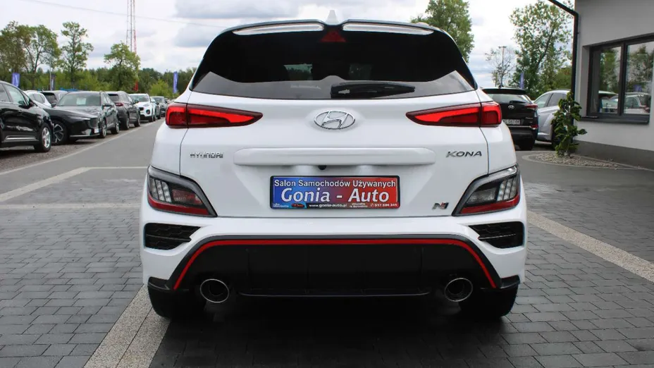 HYUNDAI Kona -