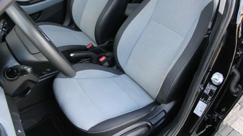 HYUNDAI i20 -