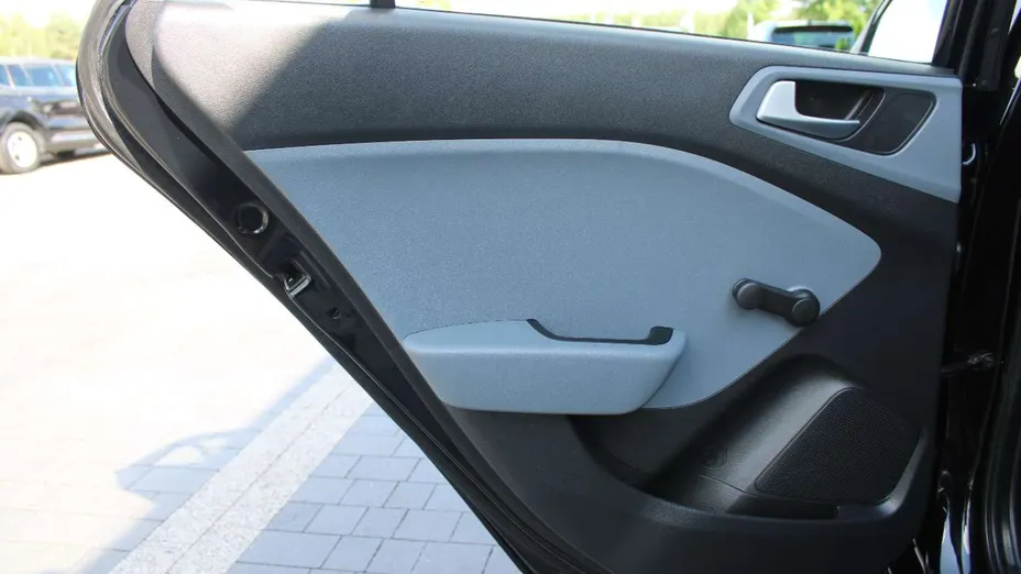 HYUNDAI i20 -