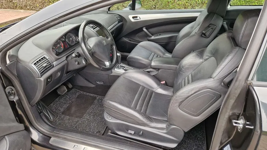 PEUGEOT 407 -