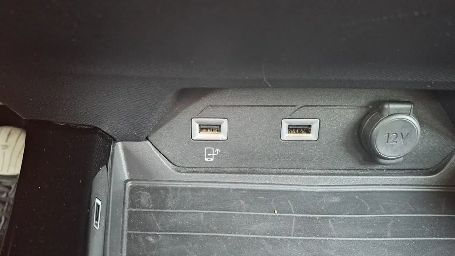 PEUGEOT 508 -