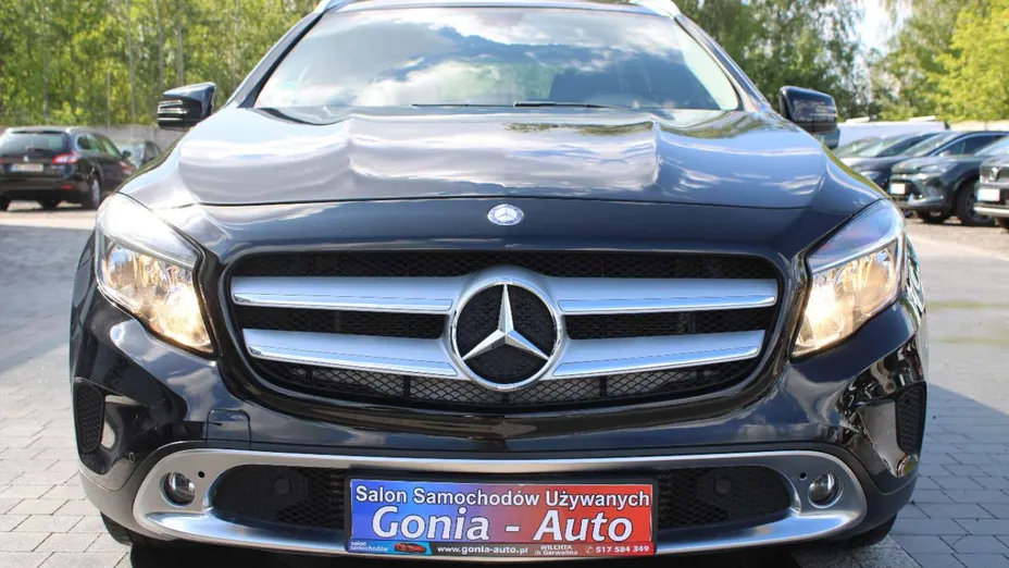 MERCEDES-BENZ GLA -