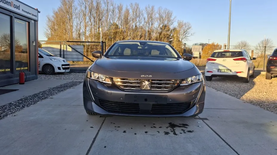 PEUGEOT 508 -