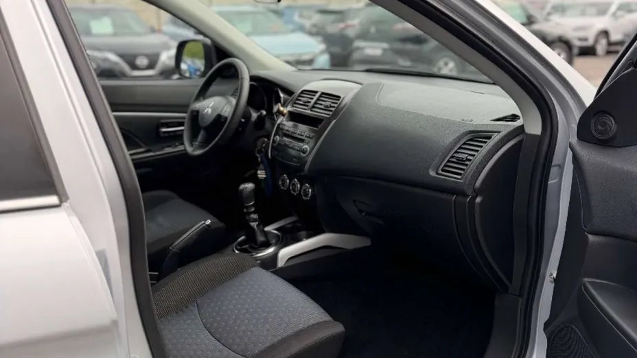MITSUBISHI ASX -