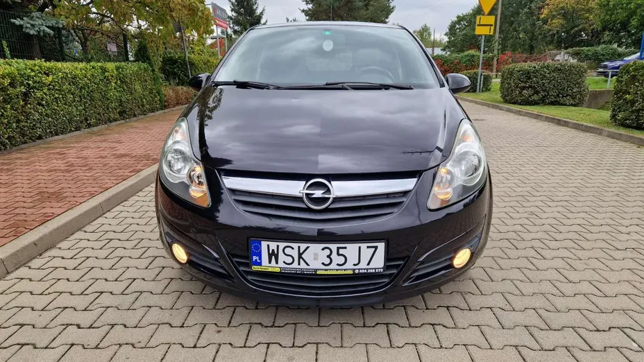 OPEL Corsa -