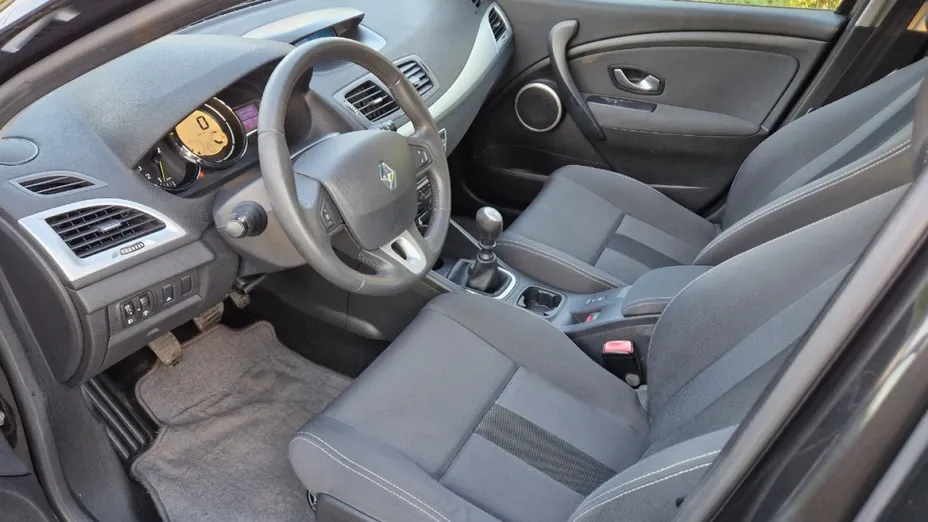 RENAULT Megane -