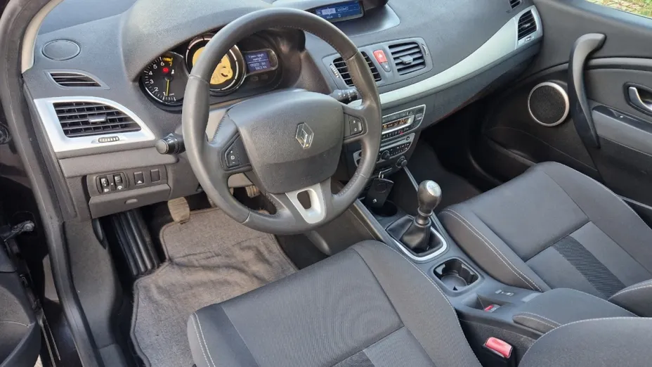 RENAULT Megane -