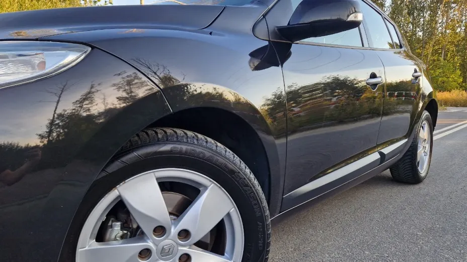 RENAULT Megane -