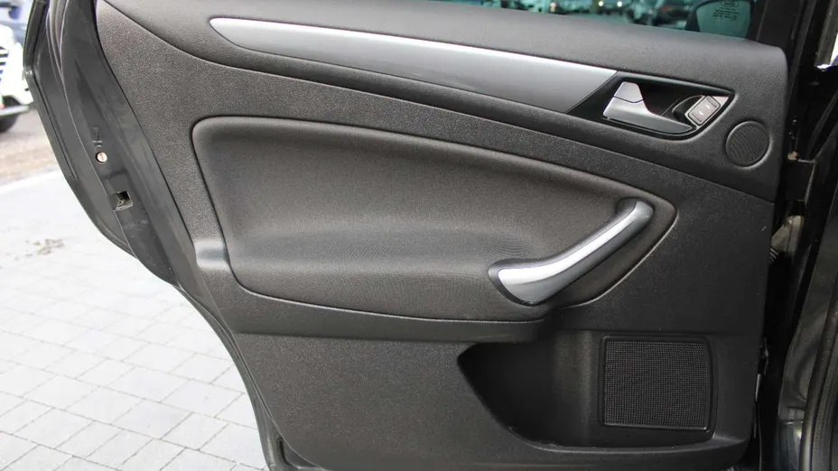 FORD Mondeo -