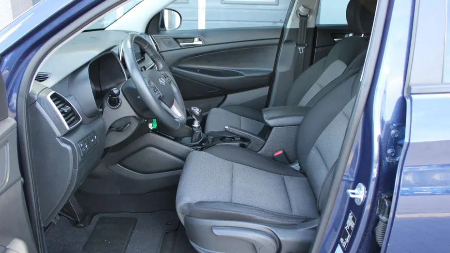 HYUNDAI Tucson -