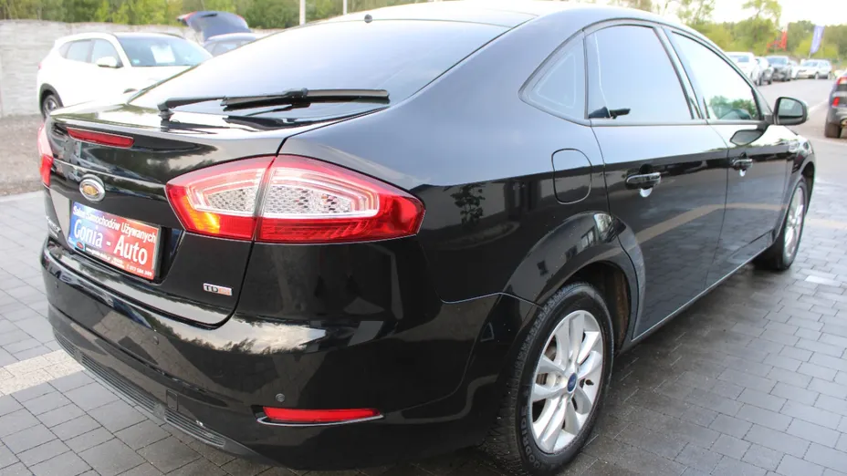 FORD Mondeo -