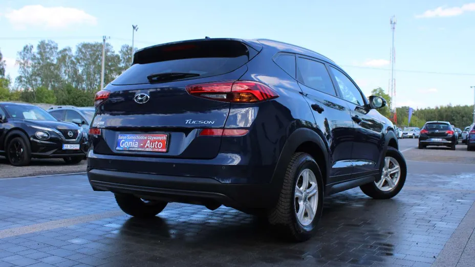 HYUNDAI Tucson -