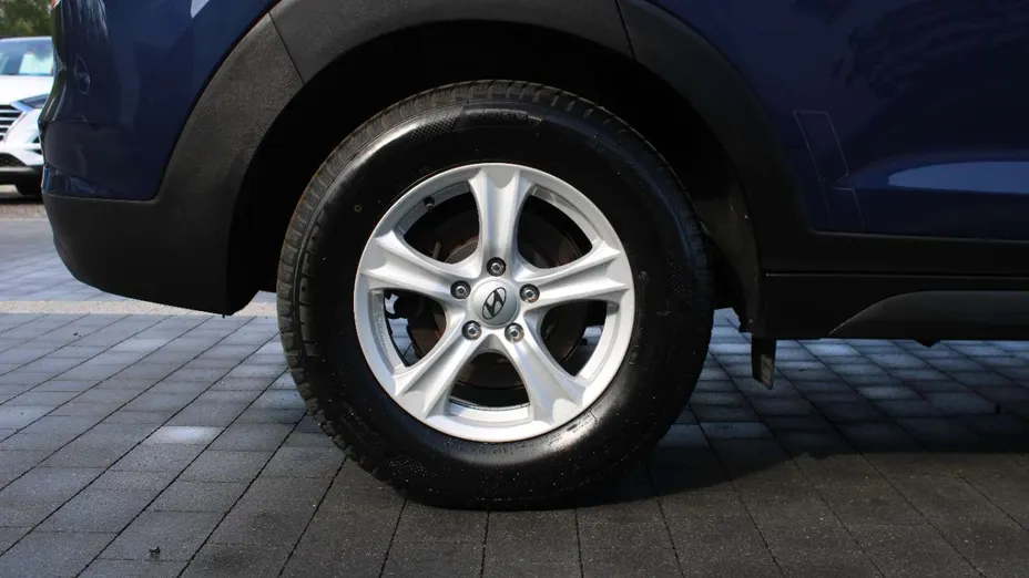 HYUNDAI Tucson -