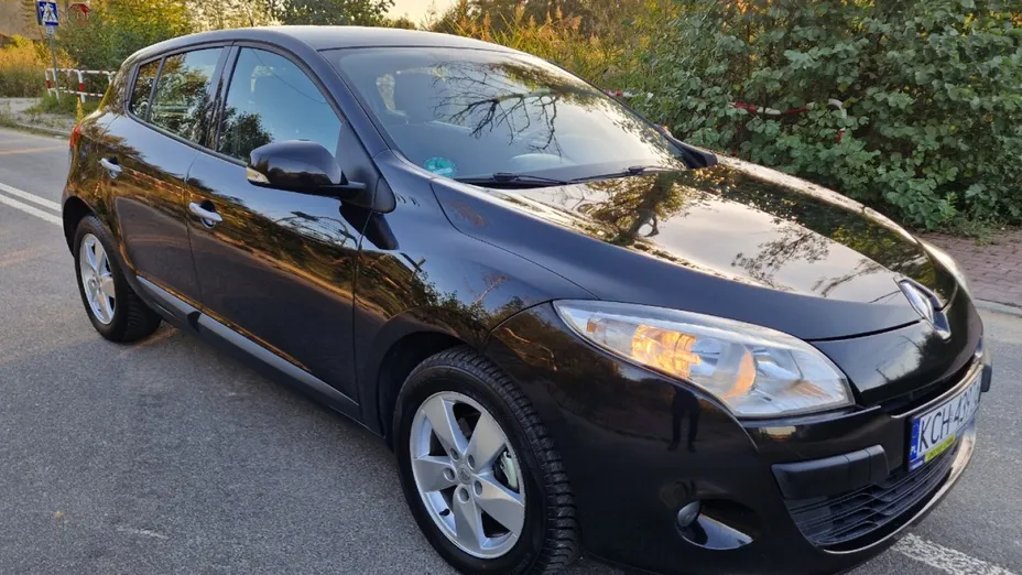 RENAULT Megane -