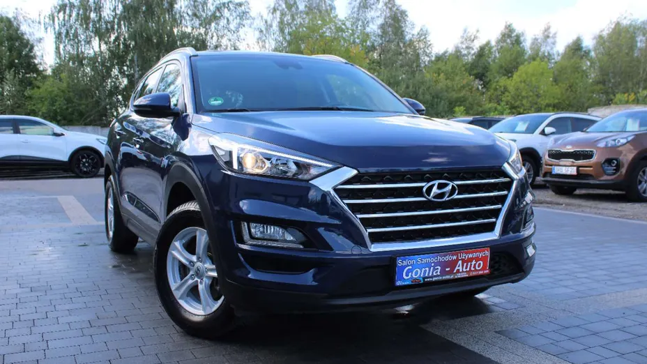 HYUNDAI Tucson -
