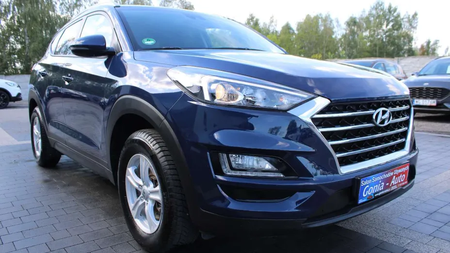HYUNDAI Tucson -