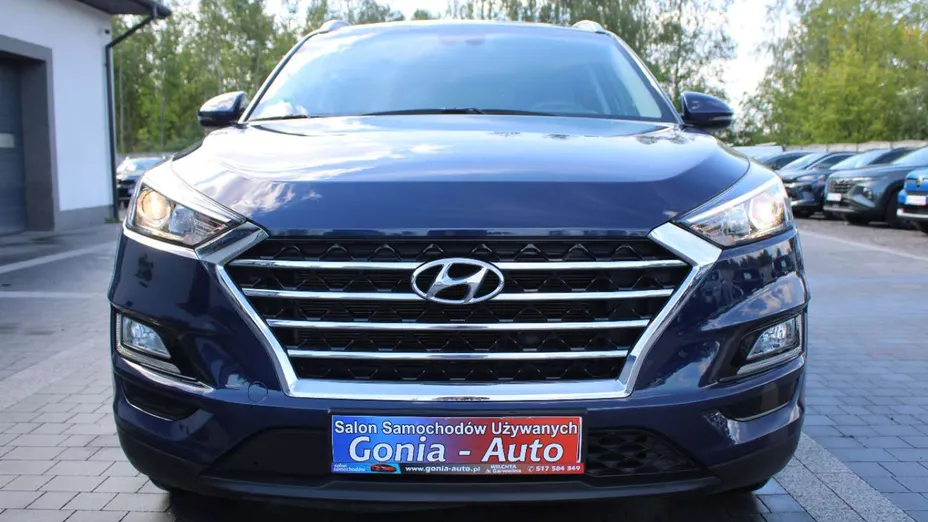 HYUNDAI Tucson -
