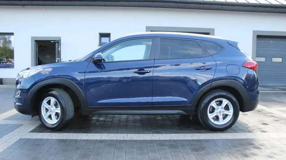 HYUNDAI Tucson -