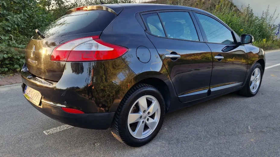 RENAULT Megane -