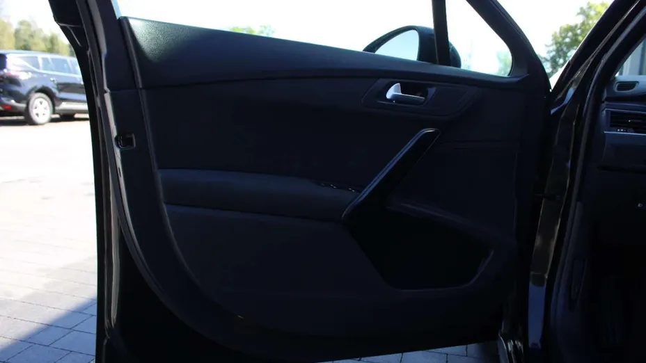 PEUGEOT 508 -