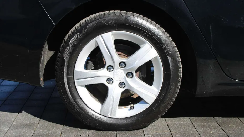 PEUGEOT 508 -
