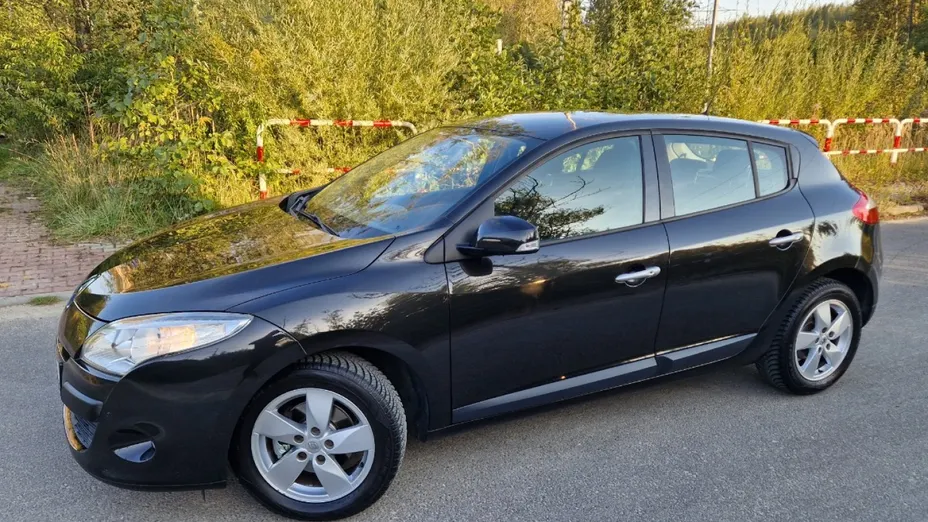 RENAULT Megane -