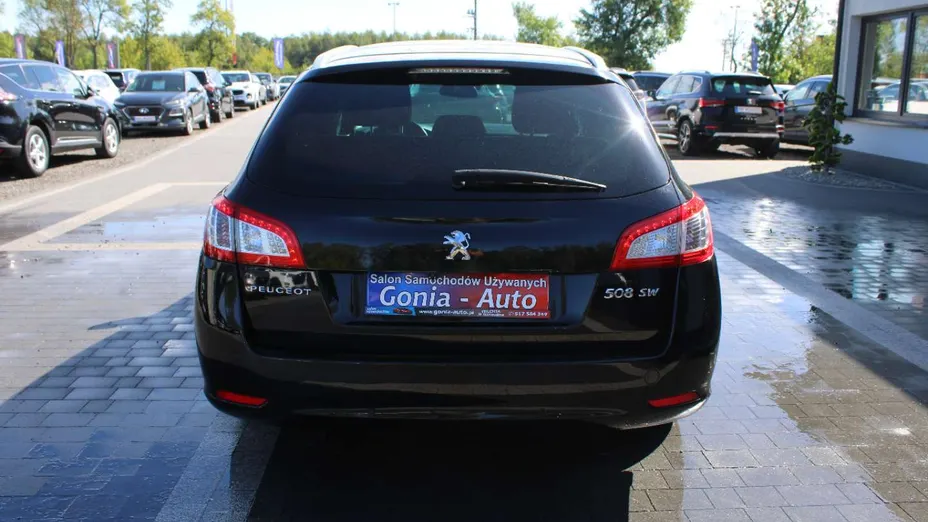 PEUGEOT 508 -