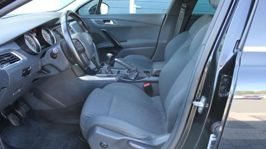 PEUGEOT 508 -