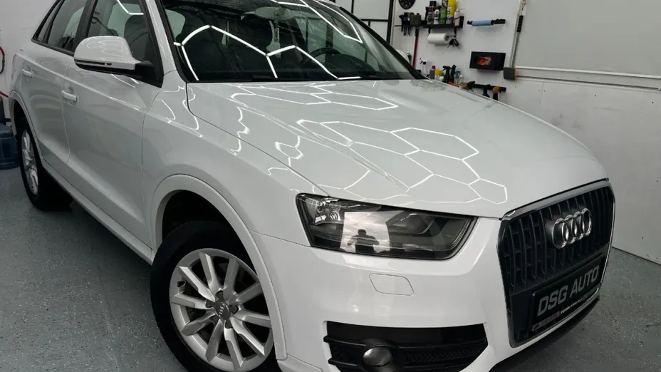 AUDI Q3 -