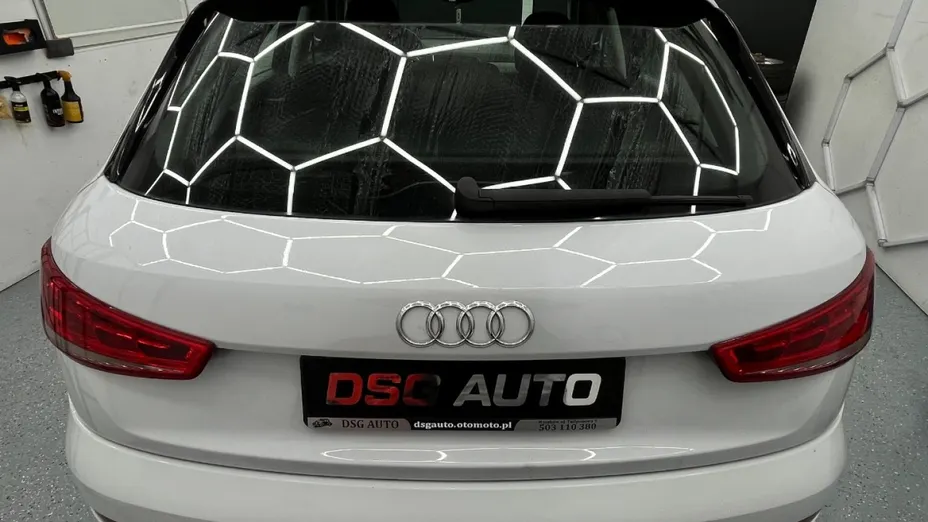AUDI Q3 -