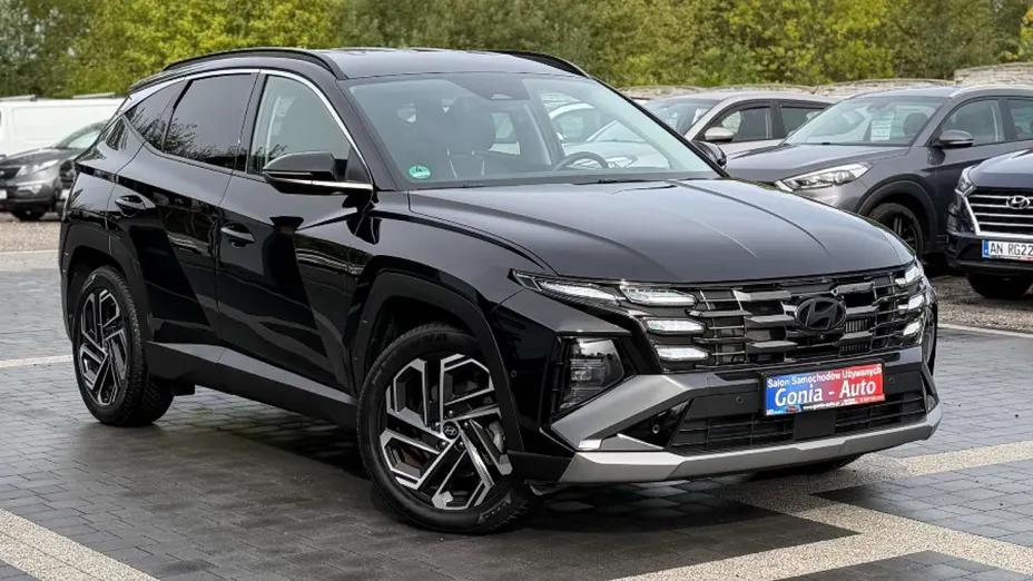 HYUNDAI Tucson -