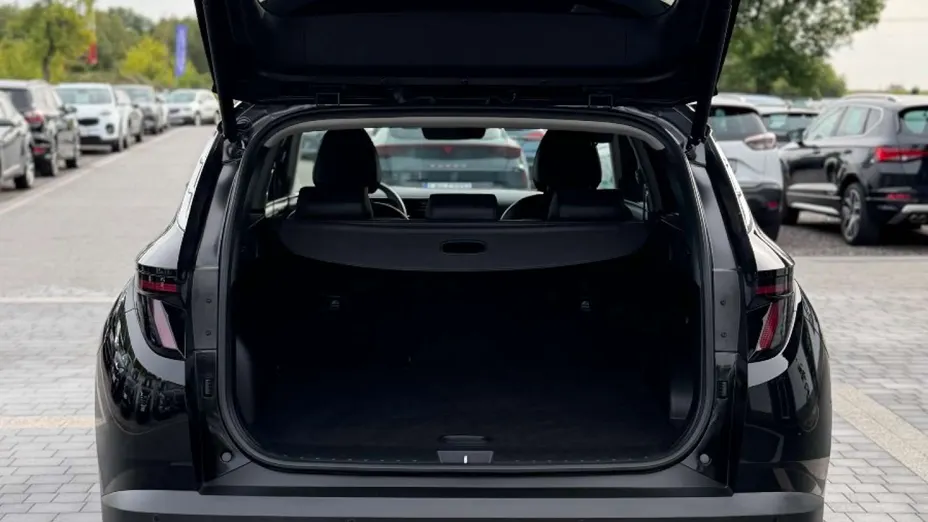 HYUNDAI Tucson -