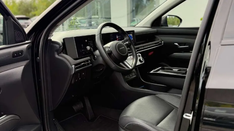 HYUNDAI Tucson -