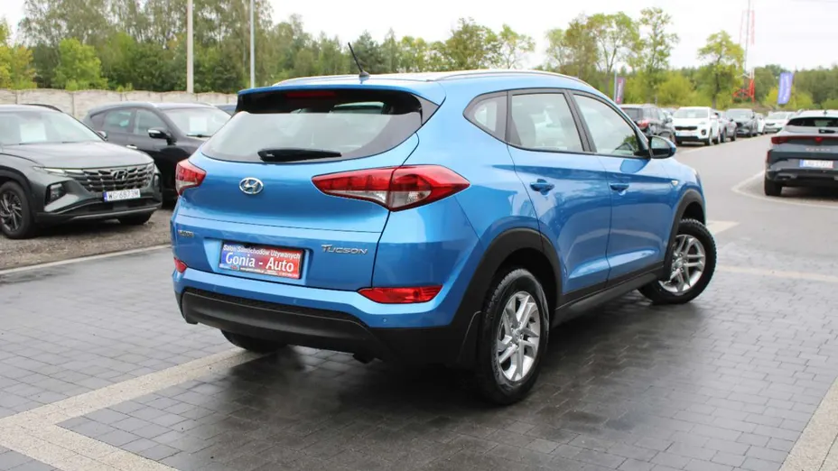 HYUNDAI Tucson -