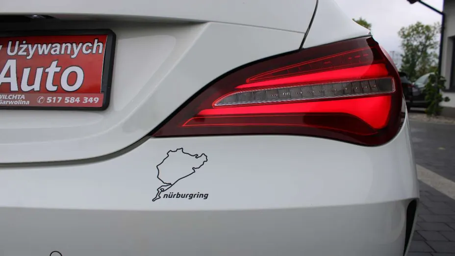 MERCEDES-BENZ CLA -