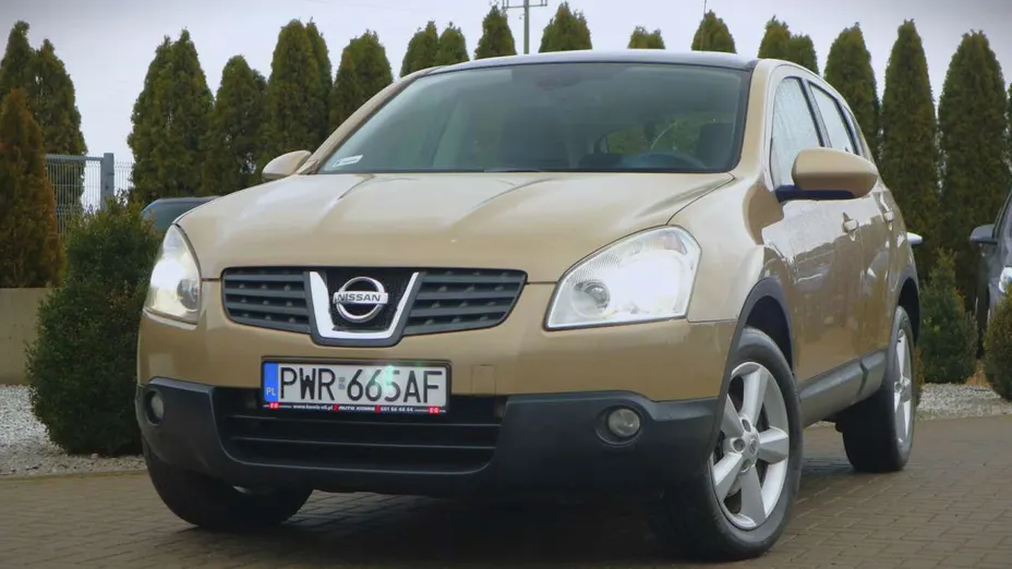 NISSAN Qashqai -