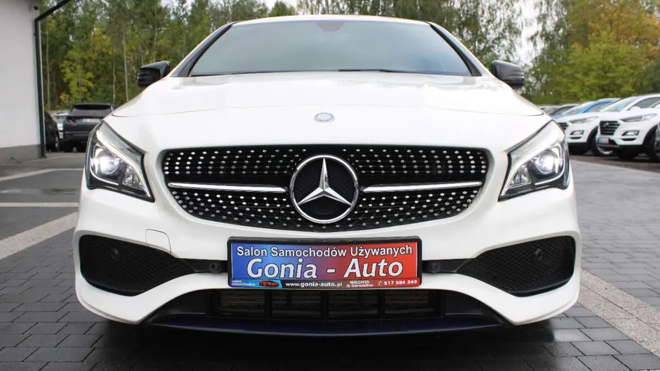 MERCEDES-BENZ CLA -