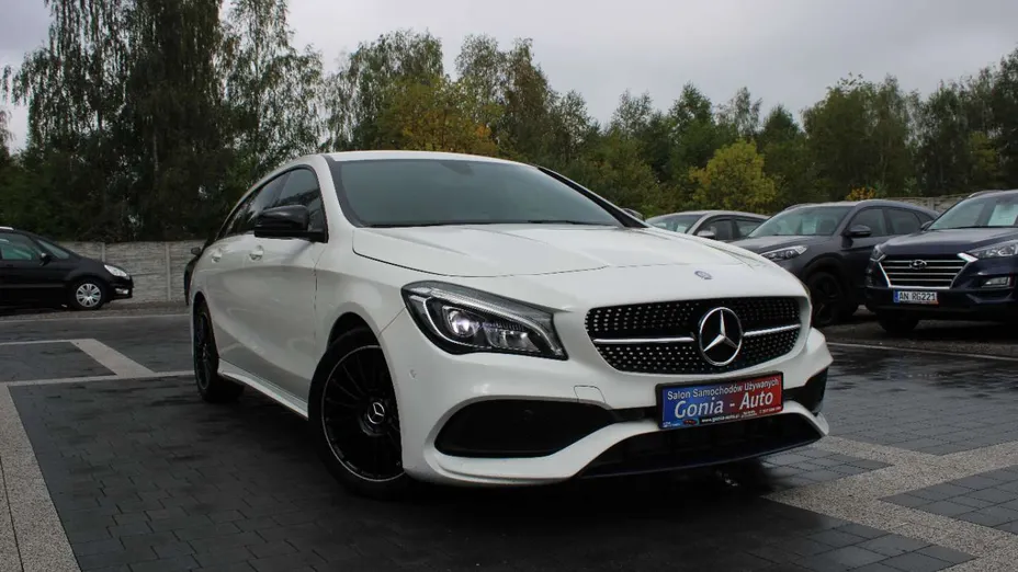 MERCEDES-BENZ CLA -