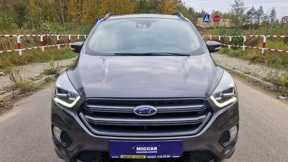 FORD Kuga -