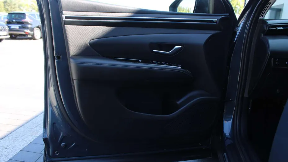 HYUNDAI Tucson -