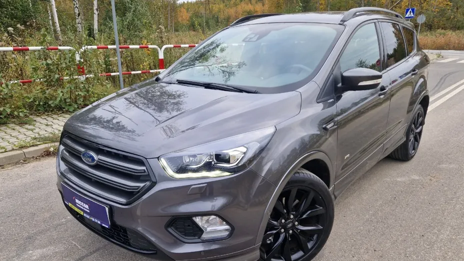 FORD Kuga -