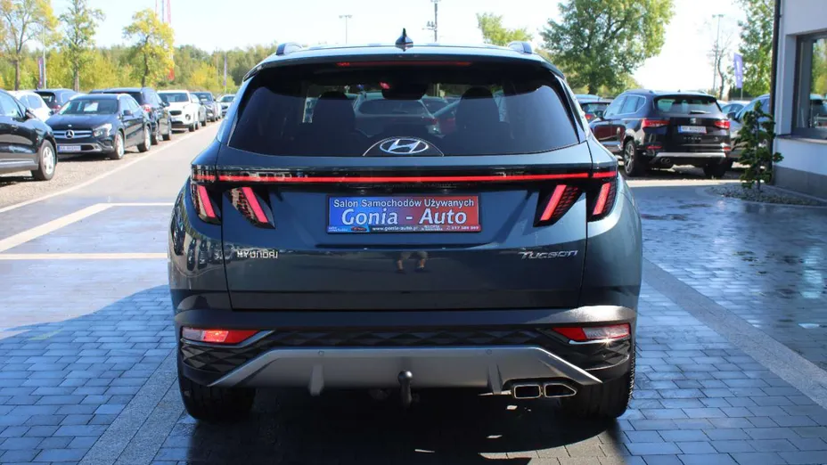 HYUNDAI Tucson -