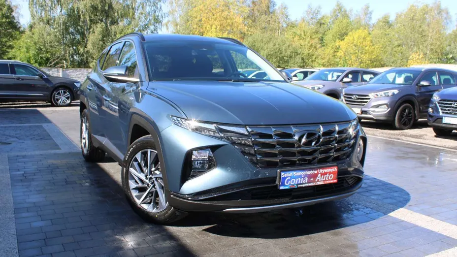 HYUNDAI Tucson -