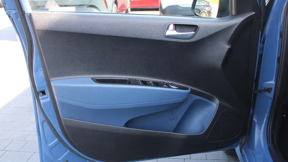 HYUNDAI i10 -