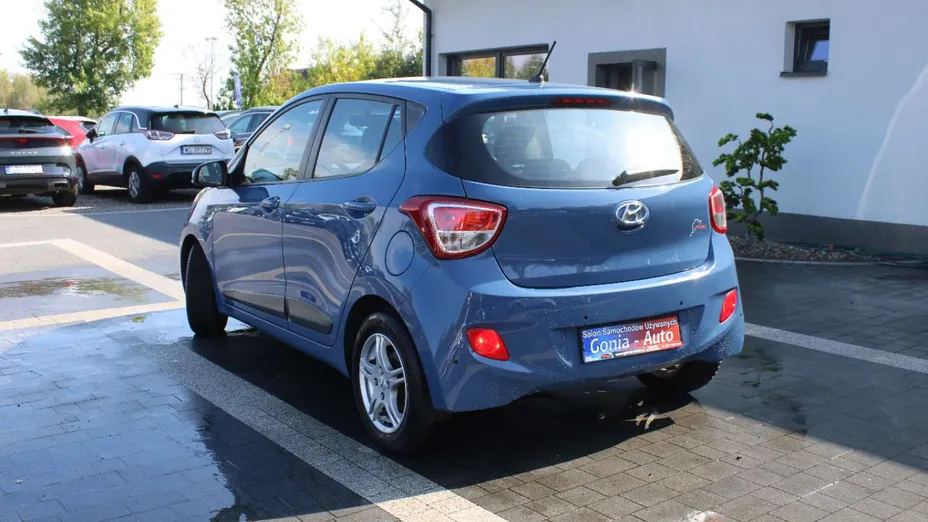 HYUNDAI i10 -