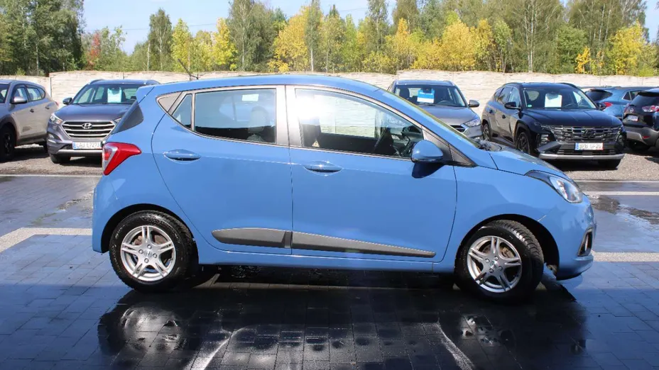 HYUNDAI i10 -