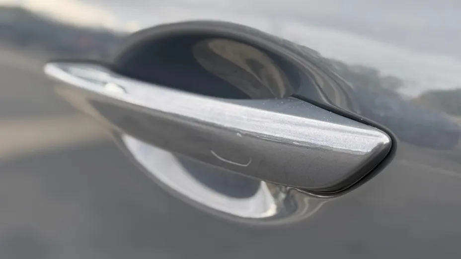 MAZDA 3 -