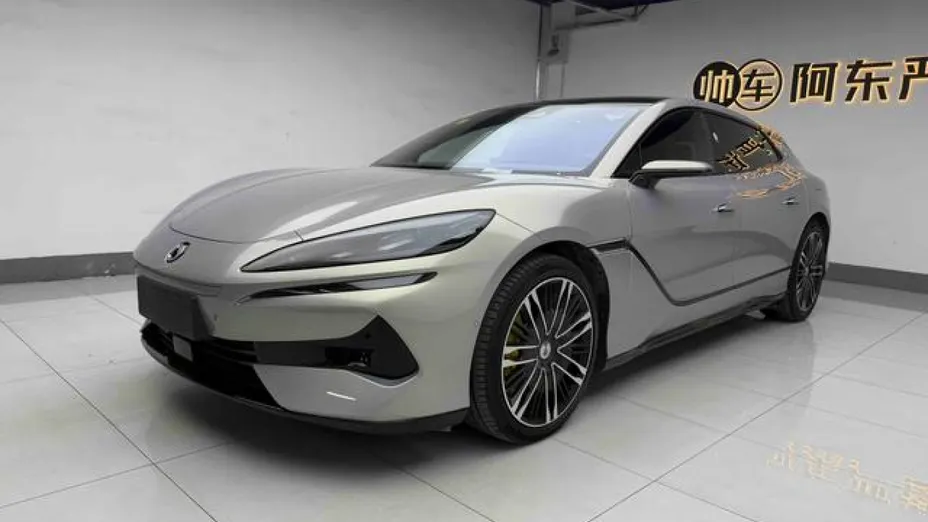 DENZA Z9 GT -