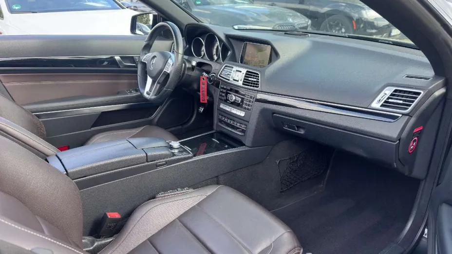 MERCEDES-BENZ E Klasa -