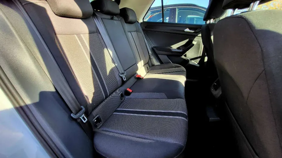 VOLKSWAGEN T-Cross -
